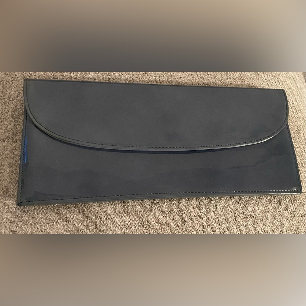 Graphic Image blue Women's Clutch